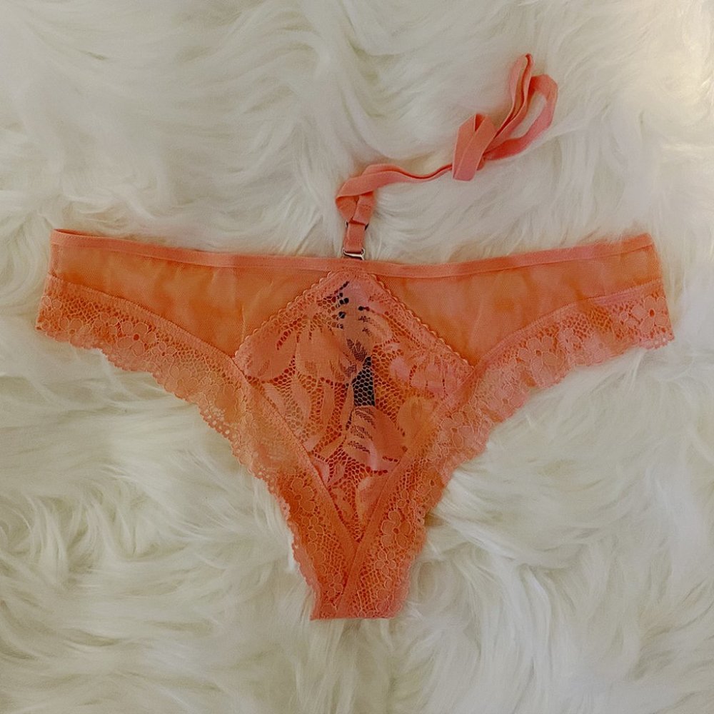 Victoria's Secret Lace Thong Orange Small